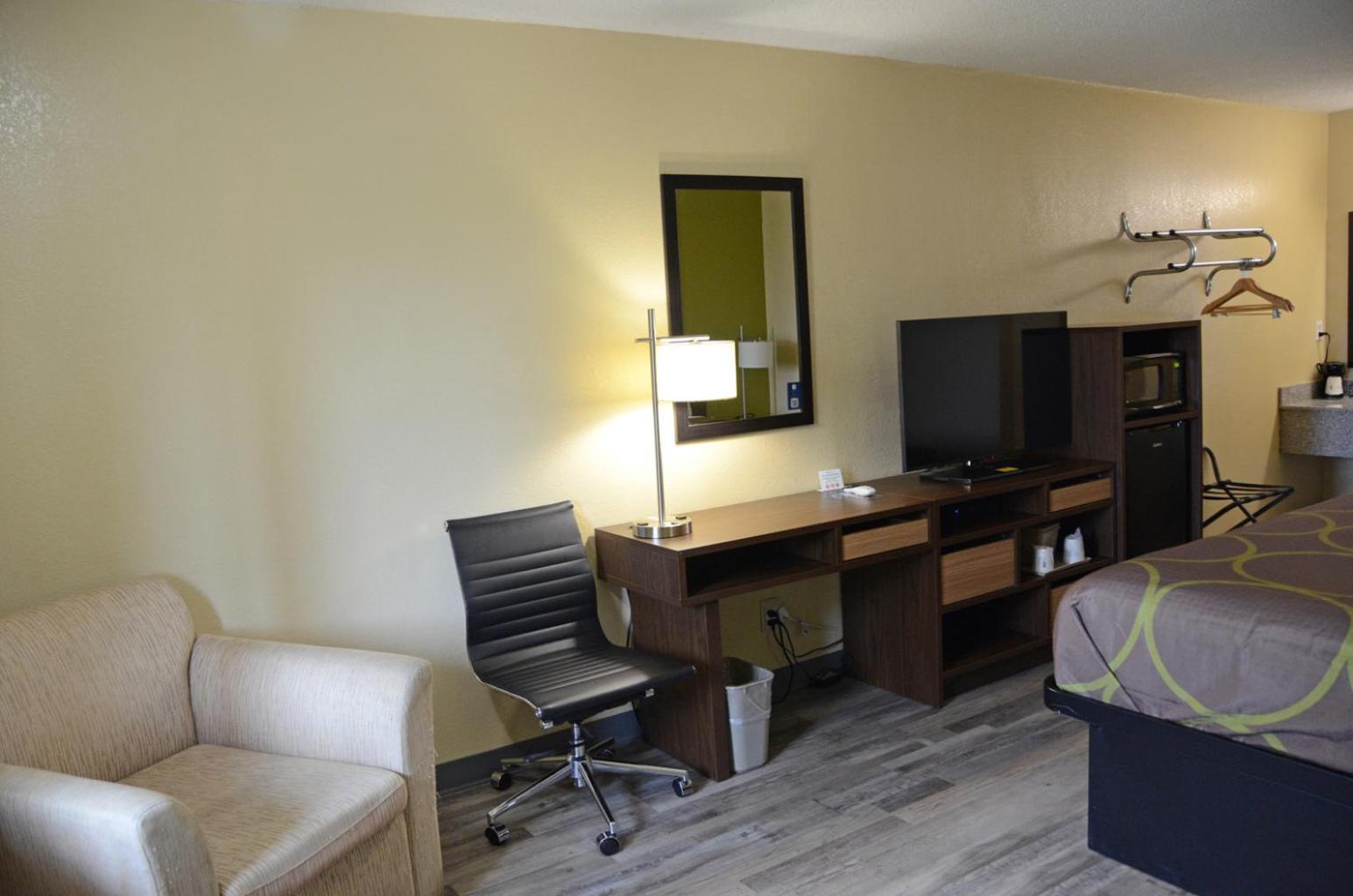 Super 8 By Wyndham Lafayette Motel Ngoại thất bức ảnh