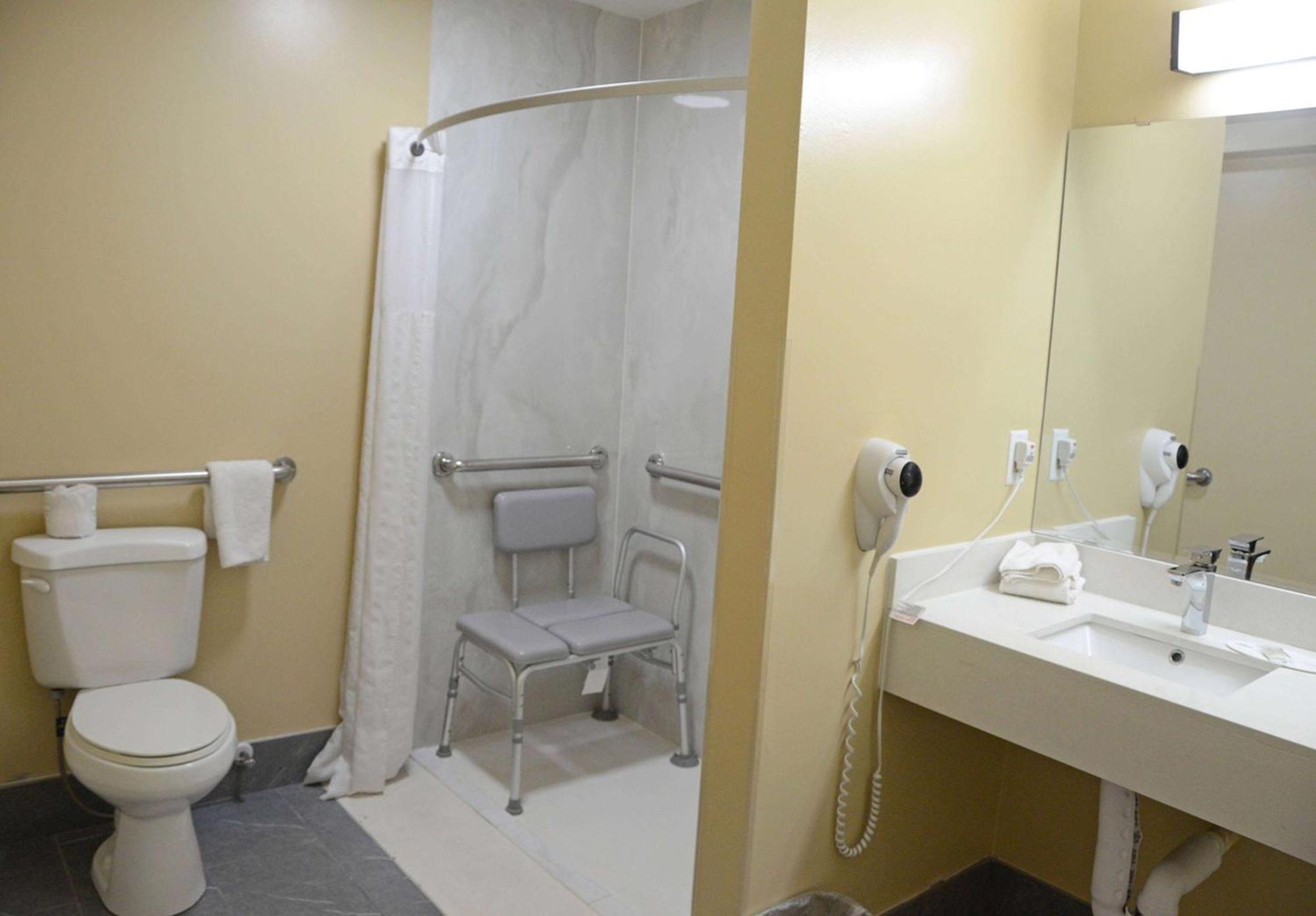 Super 8 By Wyndham Lafayette Motel Ngoại thất bức ảnh